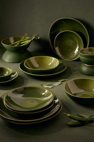 Dadasi Stoneware Dinnerware Set, 16 pieces; Matte & Gloss Green