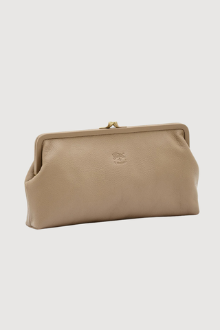 Manuela Classic Clutch