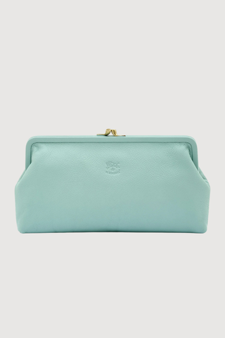 Manuela Classic Clutch