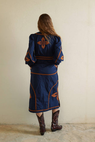 Susan Navy, Dress