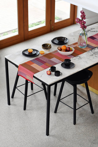 Gondissa Table Runner