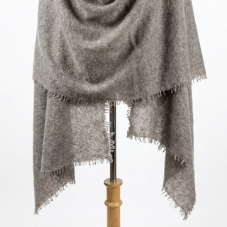 Undyed Cashmere Travel Wrap: Natural Melange
